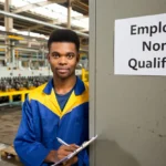 Ouvrier sans diplôme travaillant sur chantier