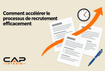 Comment accélérer le processus de recrutement avec fiches de poste, sourcing ciblé et outils ATS, illustré par des documents et une flèche ascendante.
